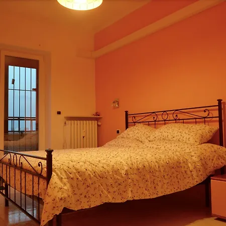 아파트 Casa Monte Generoso *
