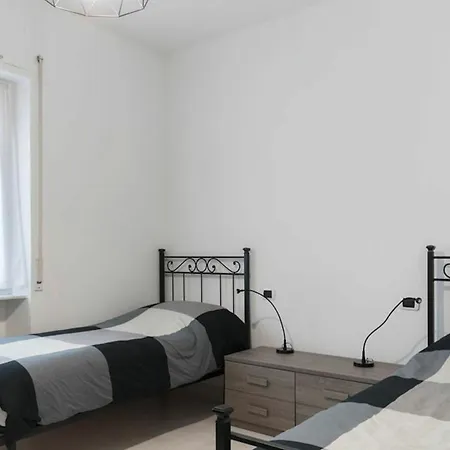 아파트 Casa Monte Generoso *